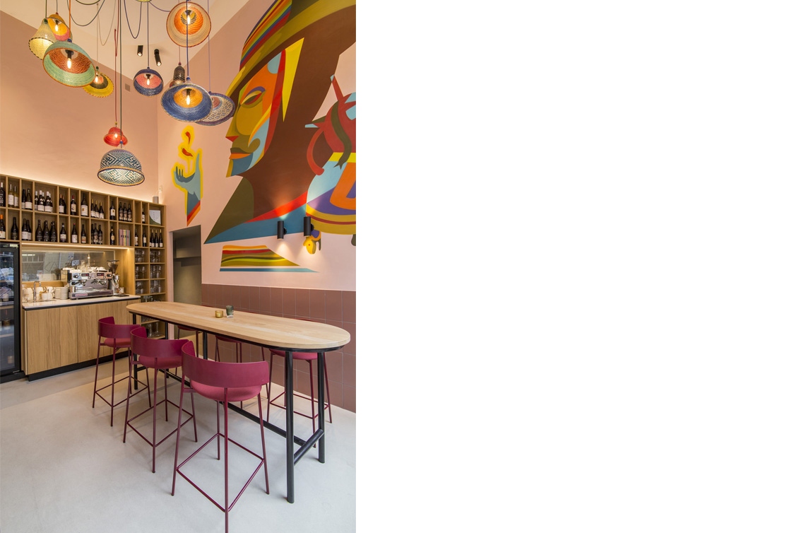 restaurant design, nazka, nazka amsterdam, peruvian cuisine, meeder ontwerpers, meeder ontwerpers, pink entrance, petlamps, mural